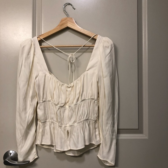 ✨ NWOT ✨ Reformation Plath top in Ivory - Picture 6 of 9